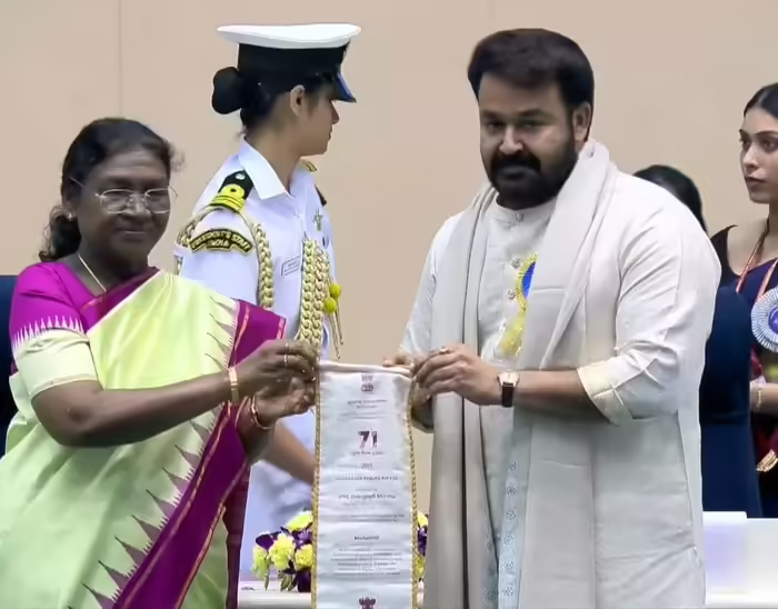 Dadasaheb Phalke Award, went to the legendary Mohanlal